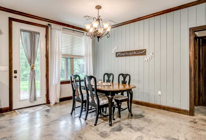 5 Bedrooms Bedrooms, ,3 BathroomsBathrooms,Residential,Single Family,Dawson,2,132105