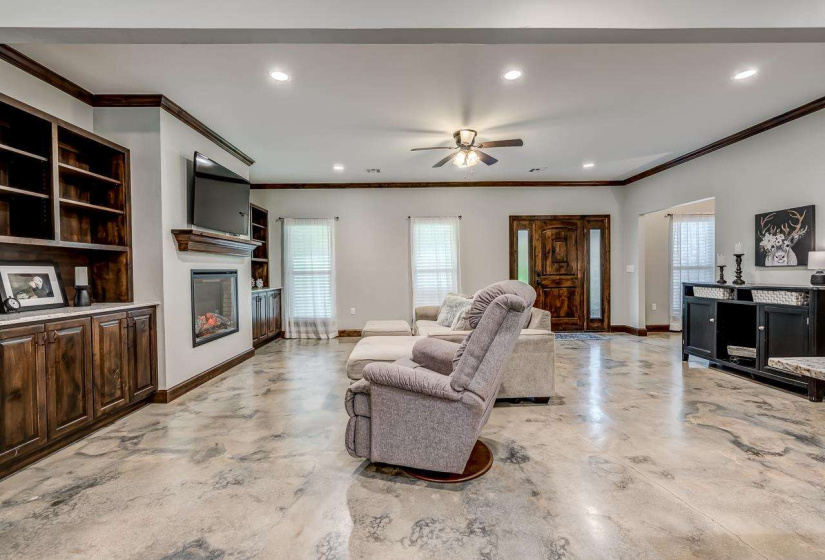 5 Bedrooms Bedrooms, ,3 BathroomsBathrooms,Residential,Single Family,Dawson,2,132105