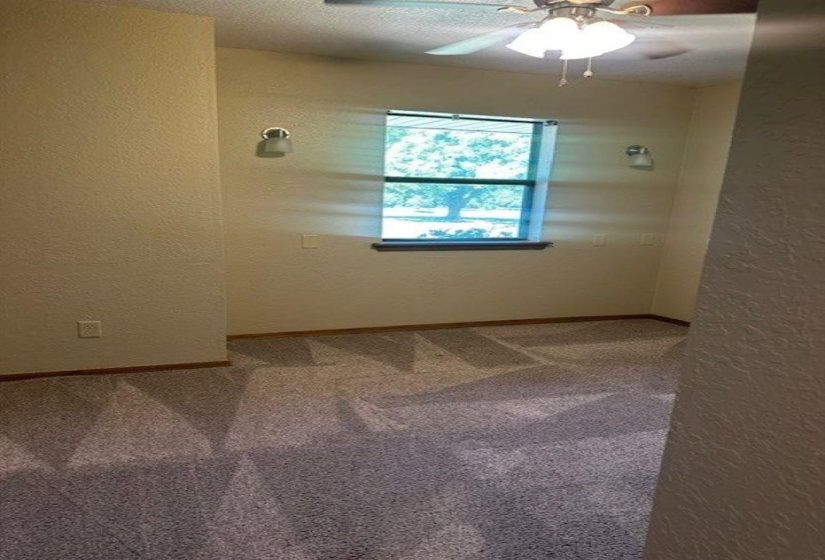 3 Bedrooms Bedrooms, ,2 BathroomsBathrooms,Residential,Single Family,Timberline,1,132108
