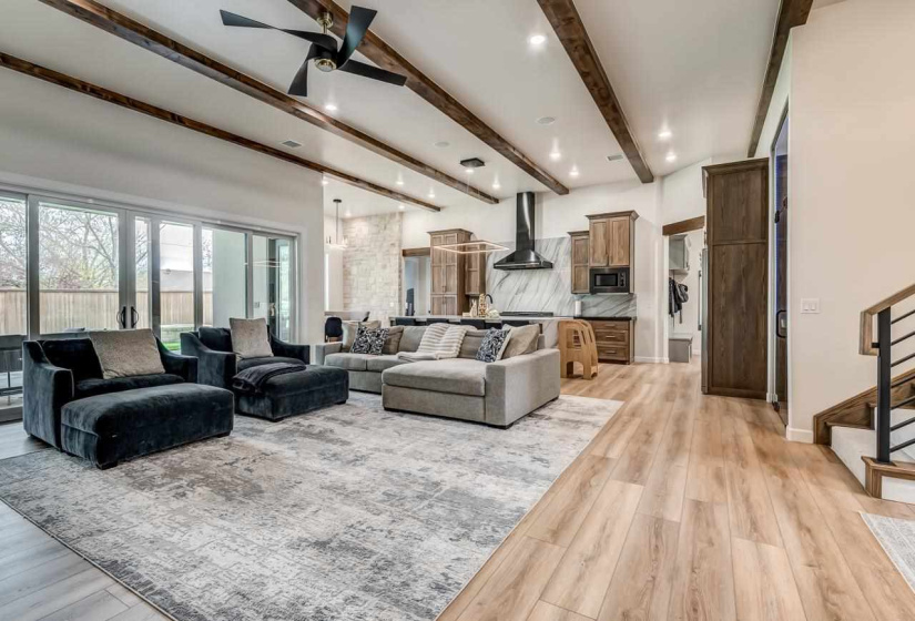 4 Bedrooms Bedrooms, ,3 BathroomsBathrooms,Residential,Single Family,Fiddlers Hill,1.5,132109
