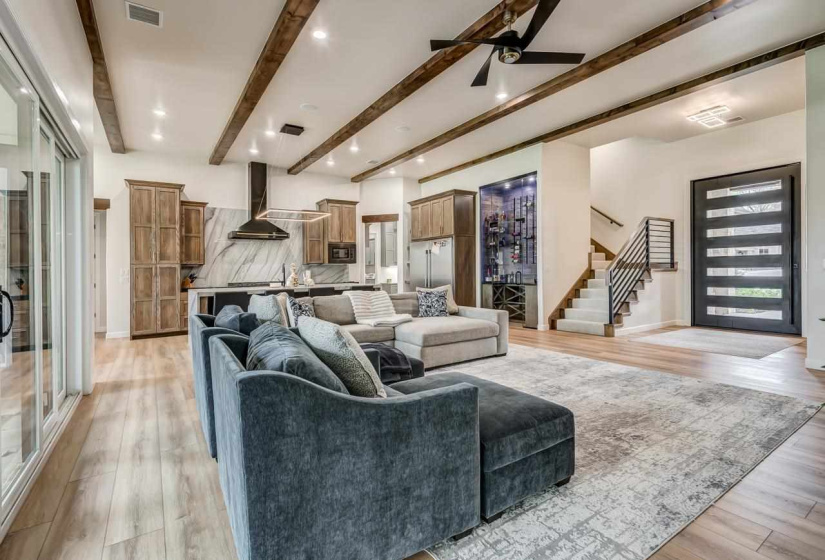 4 Bedrooms Bedrooms, ,3 BathroomsBathrooms,Residential,Single Family,Fiddlers Hill,1.5,132109