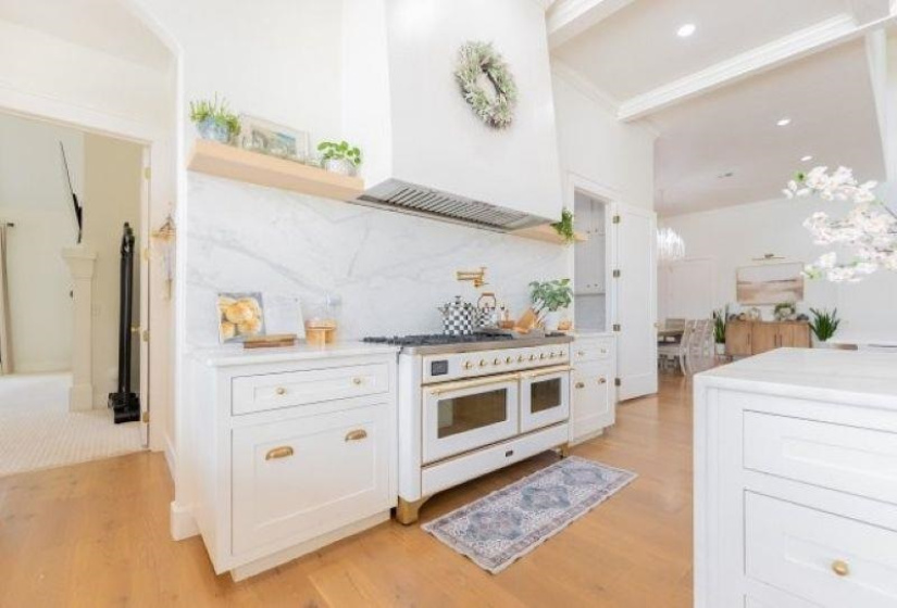 5 Bedrooms Bedrooms, ,3 BathroomsBathrooms,Residential,Single Family,Country Club,2,132111