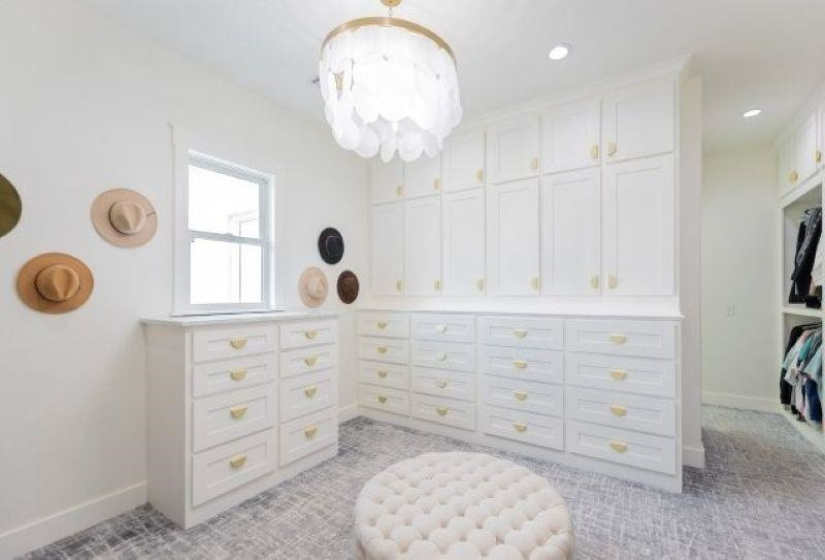 5 Bedrooms Bedrooms, ,3 BathroomsBathrooms,Residential,Single Family,Country Club,2,132111