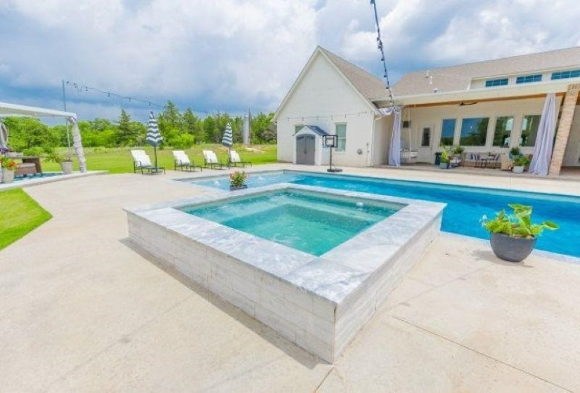 5 Bedrooms Bedrooms, ,3 BathroomsBathrooms,Residential,Single Family,Country Club,2,132111