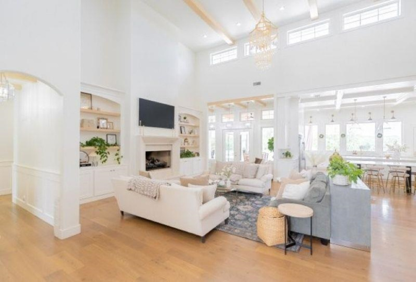 5 Bedrooms Bedrooms, ,3 BathroomsBathrooms,Residential,Single Family,Country Club,2,132111