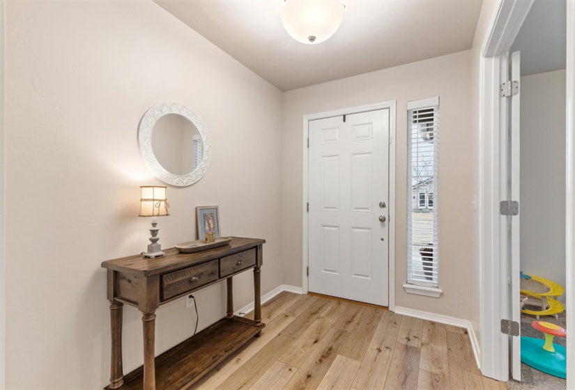 3 Bedrooms Bedrooms, ,2 BathroomsBathrooms,Residential,Single Family,Emerald,1,132116