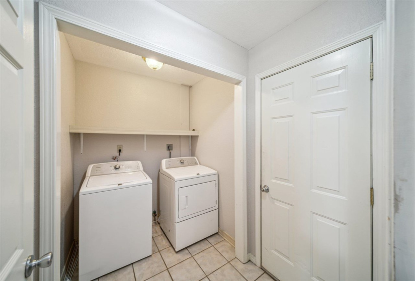 3 Bedrooms Bedrooms, ,2 BathroomsBathrooms,Residential,Single Family,Burdick,1,132121