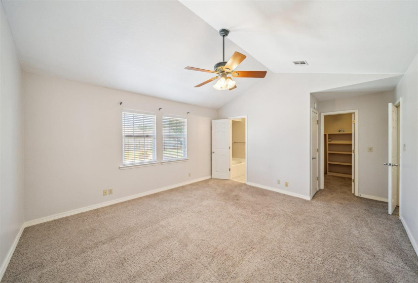3 Bedrooms Bedrooms, ,2 BathroomsBathrooms,Residential,Single Family,Burdick,1,132121