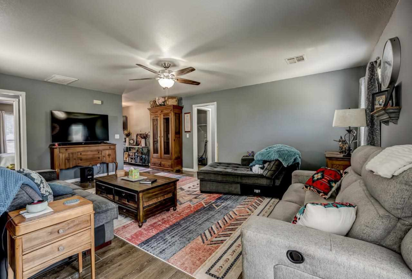 3 Bedrooms Bedrooms, ,2 BathroomsBathrooms,Residential,Single Family,Teriwine,1,132123