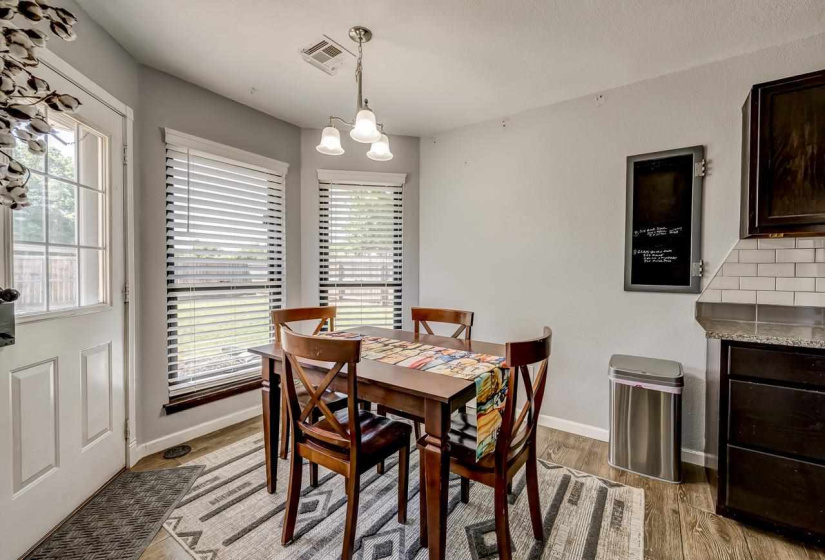 3 Bedrooms Bedrooms, ,2 BathroomsBathrooms,Residential,Single Family,Teriwine,1,132123