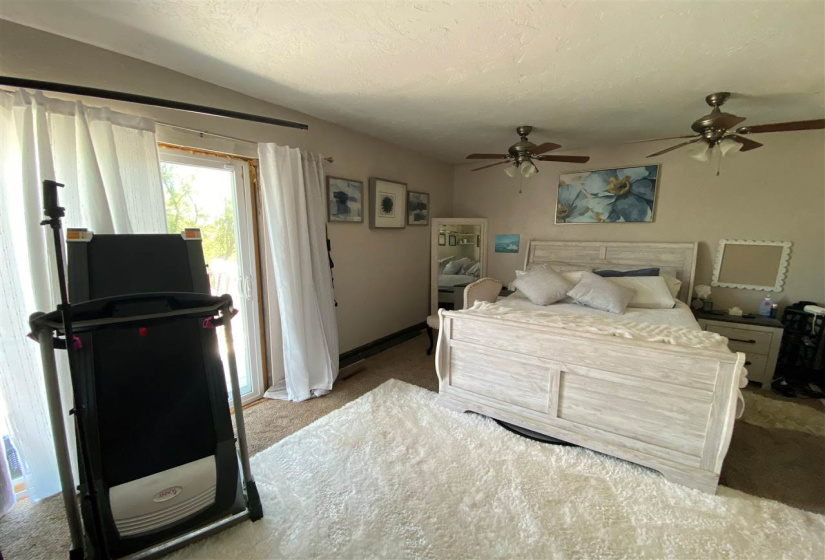 4 Bedrooms Bedrooms, ,3 BathroomsBathrooms,Residential,Single Family,Washington,2,132127