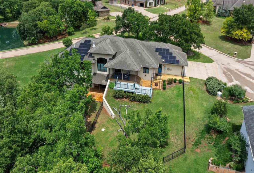 5 Bedrooms Bedrooms, ,4 BathroomsBathrooms,Residential,Single Family,Old Pond,1.5,132140