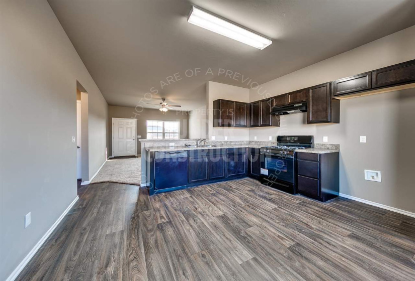 3 Bedrooms Bedrooms, ,2 BathroomsBathrooms,Residential,Single Family,Ravine,1,132141