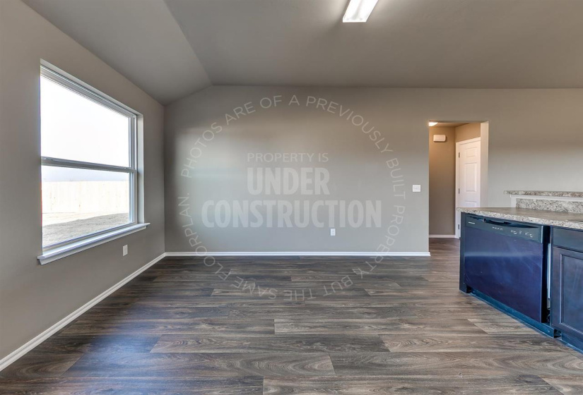 3 Bedrooms Bedrooms, ,2 BathroomsBathrooms,Residential,Single Family,Ravine,1,132141
