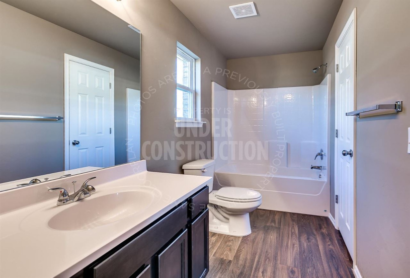 3 Bedrooms Bedrooms, ,2 BathroomsBathrooms,Residential,Single Family,Ravine,1,132141