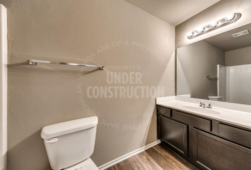 3 Bedrooms Bedrooms, ,2 BathroomsBathrooms,Residential,Single Family,Ravine,1,132141