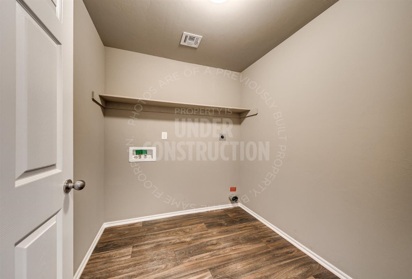 3 Bedrooms Bedrooms, ,2 BathroomsBathrooms,Residential,Single Family,Ravine,1,132141