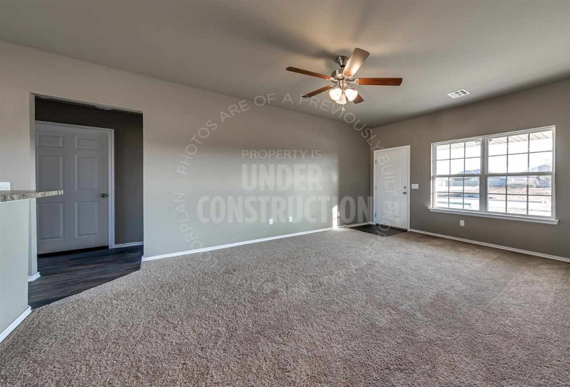 3 Bedrooms Bedrooms, ,2 BathroomsBathrooms,Residential,Single Family,Ravine,1,132141