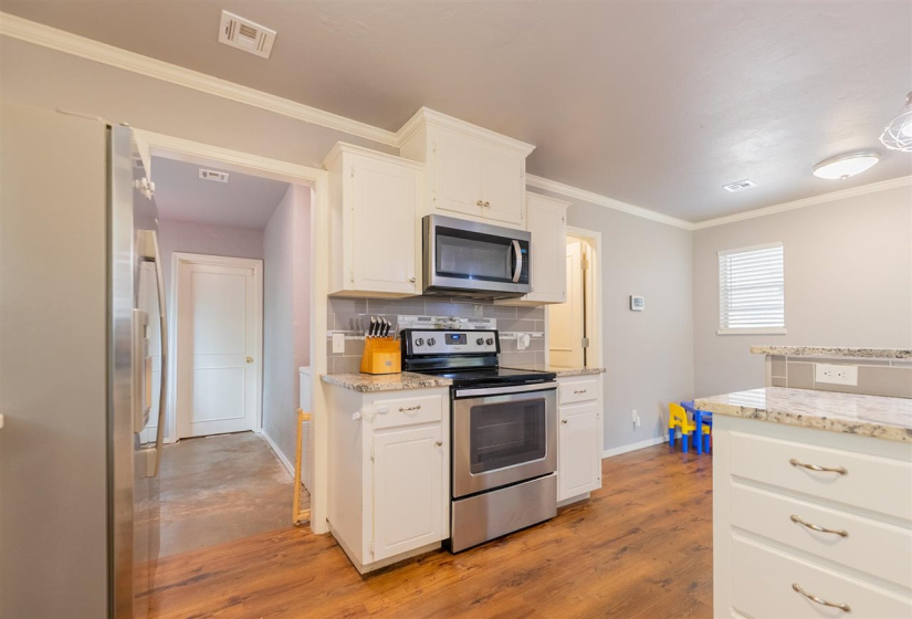 3 Bedrooms Bedrooms, ,2 BathroomsBathrooms,Residential,Single Family,Hanson,1,132149