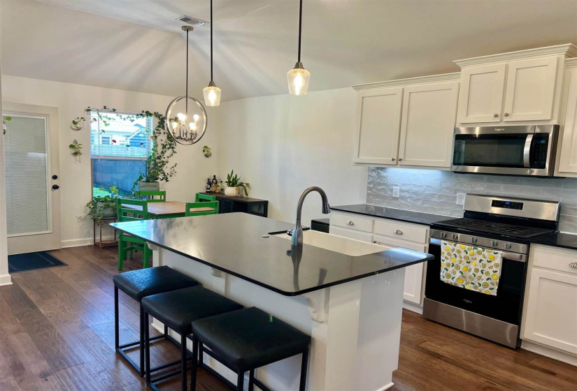 4 Bedrooms Bedrooms, ,2 BathroomsBathrooms,Residential,Single Family,Platinum,1,132151