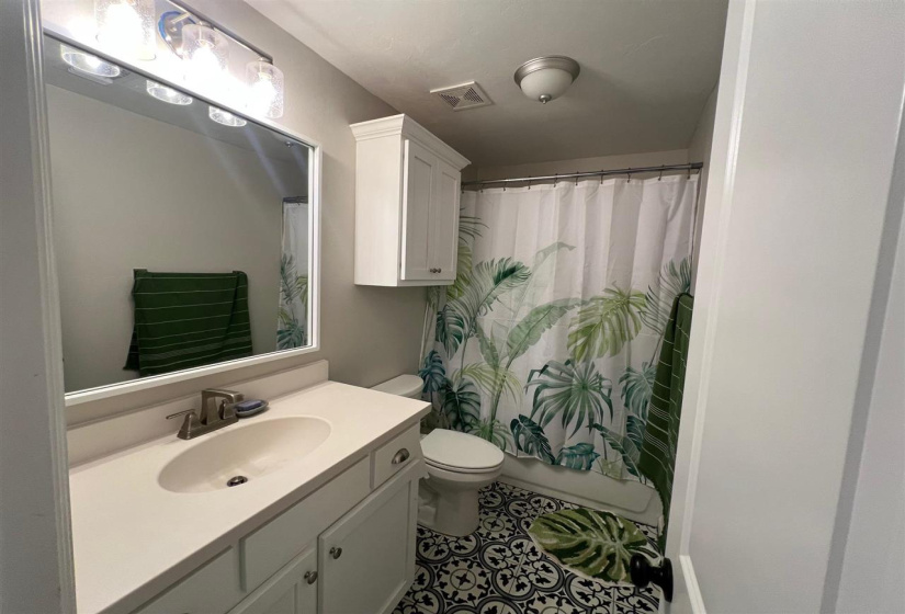 4 Bedrooms Bedrooms, ,2 BathroomsBathrooms,Residential,Single Family,Platinum,1,132151