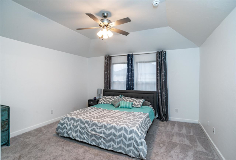 4 Bedrooms Bedrooms, ,2 BathroomsBathrooms,Residential,Single Family,Platinum,1,132151