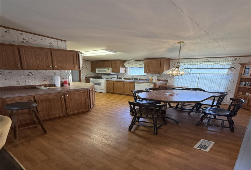 3 Bedrooms Bedrooms, 0 ,2 BathroomsBathrooms,Residential,Mobile/manufactured Home,Main,1,132153
