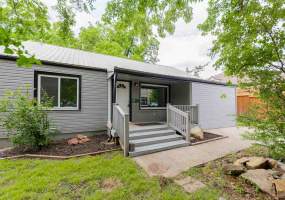 3 Bedrooms Bedrooms, ,2 BathroomsBathrooms,Residential,Single Family,Kings,1.5,132154