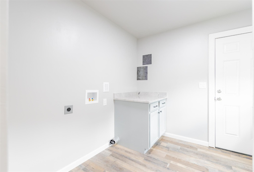 3 Bedrooms Bedrooms, ,2 BathroomsBathrooms,Residential,Single Family,Kings,1.5,132154
