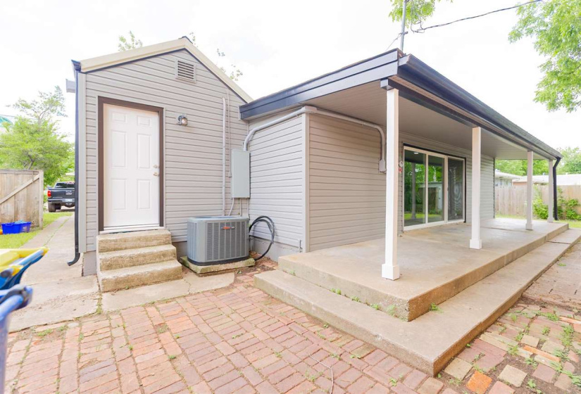 3 Bedrooms Bedrooms, ,2 BathroomsBathrooms,Residential,Single Family,Kings,1.5,132154