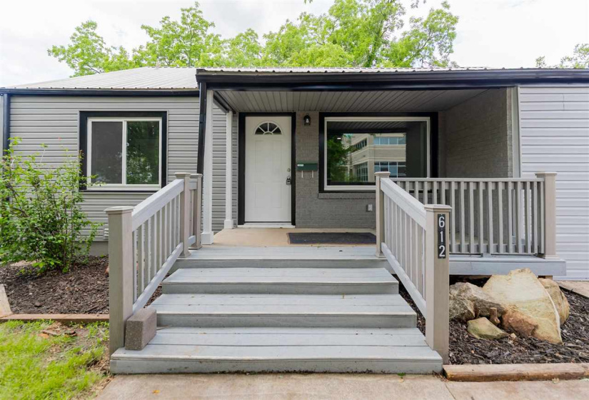 3 Bedrooms Bedrooms, ,2 BathroomsBathrooms,Residential,Single Family,Kings,1.5,132154