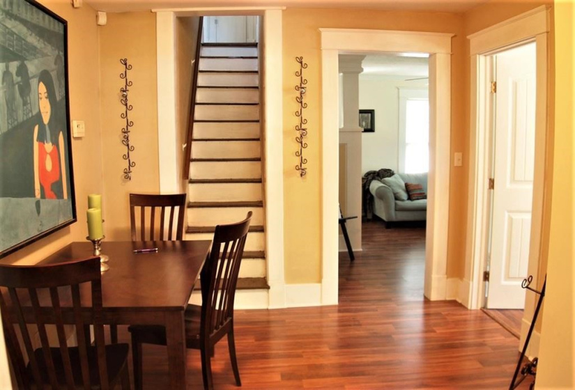 4 Bedrooms Bedrooms, ,2 BathroomsBathrooms,Residential,Single Family,Main,1,123067