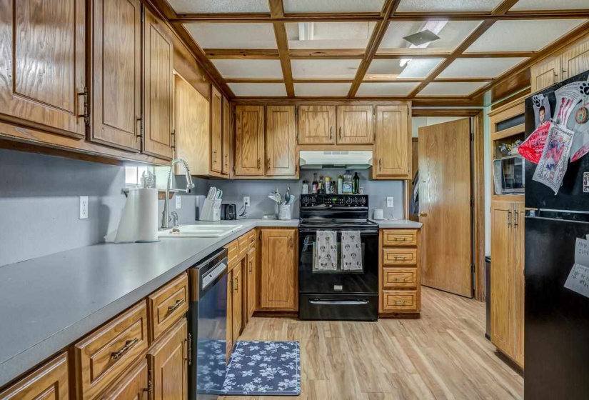 3 Bedrooms Bedrooms, ,2 BathroomsBathrooms,Residential,Single Family,99,1,132169