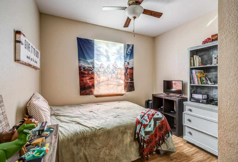 3 Bedrooms Bedrooms, ,2 BathroomsBathrooms,Residential,Single Family,99,1,132169