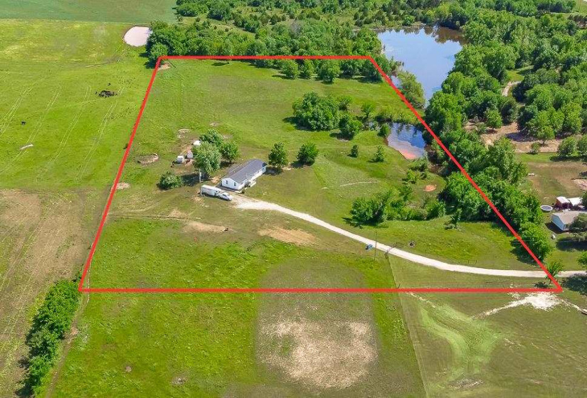 3 Bedrooms Bedrooms, ,2 BathroomsBathrooms,Residential,Single Family,99,1,132169