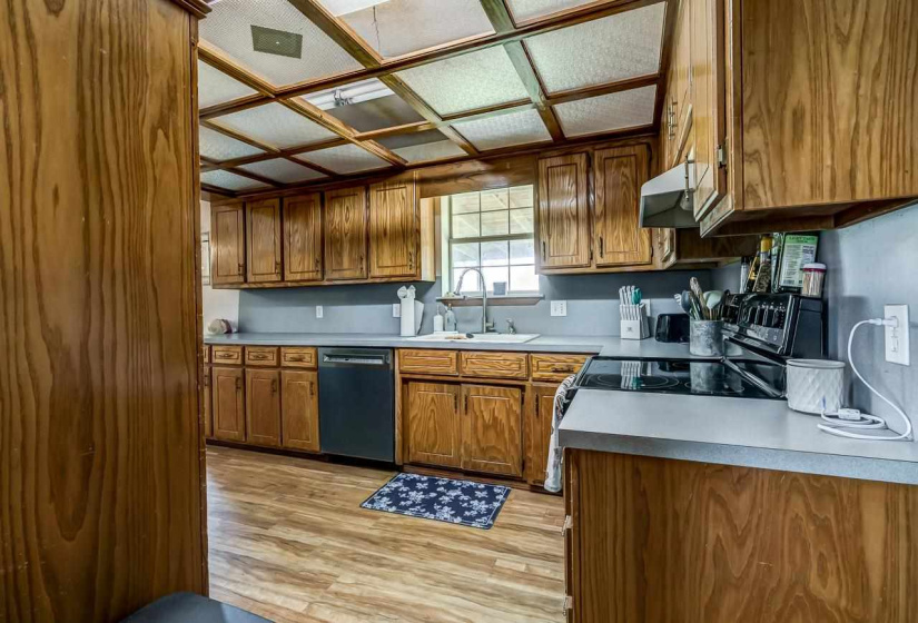 3 Bedrooms Bedrooms, ,2 BathroomsBathrooms,Residential,Single Family,99,1,132169