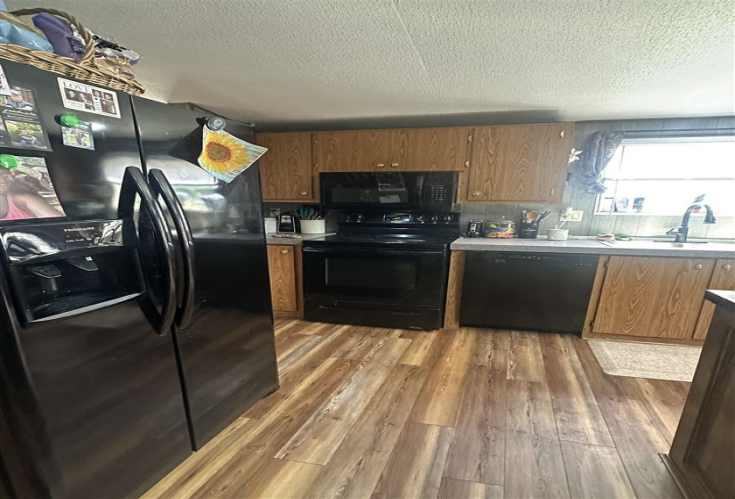 3 Bedrooms Bedrooms, ,2 BathroomsBathrooms,Residential,Mobile/manufactured Home,Oak Forrest,1,132173