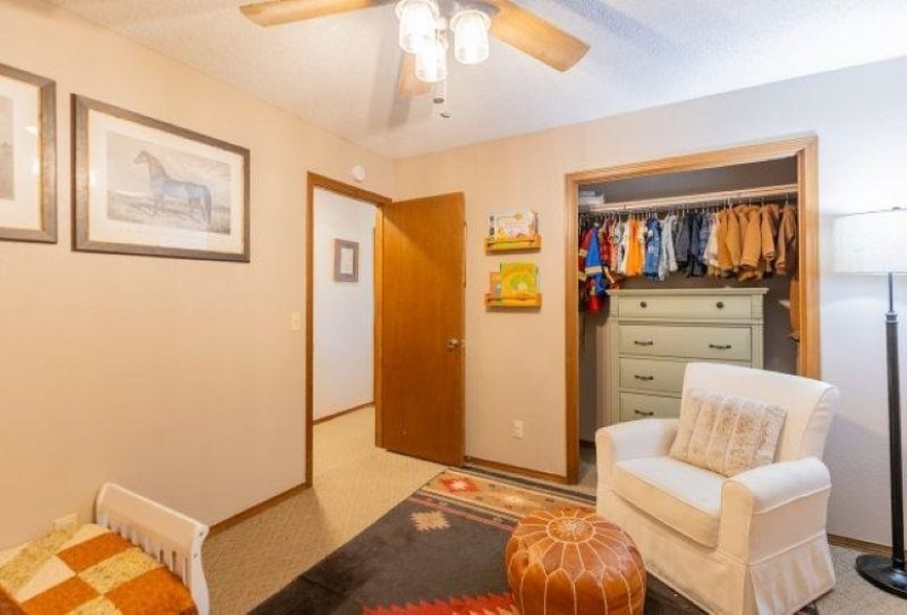 4 Bedrooms Bedrooms, ,2 BathroomsBathrooms,Residential,Single Family,Noble,1,132174