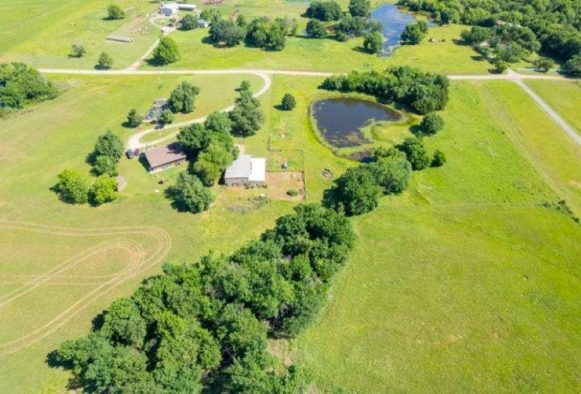 4 Bedrooms Bedrooms, ,2 BathroomsBathrooms,Residential,Single Family,Noble,1,132174