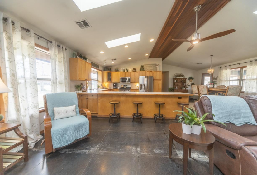 3 Bedrooms Bedrooms, ,3 BathroomsBathrooms,Residential,Single Family,Amanda,1,132238