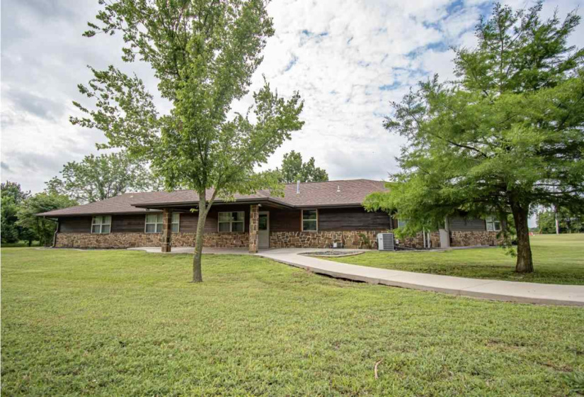 3 Bedrooms Bedrooms, ,3 BathroomsBathrooms,Residential,Single Family,Amanda,1,132238