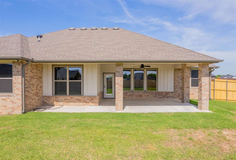 4 Bedrooms Bedrooms, ,2 BathroomsBathrooms,Residential,Single Family,Moreland,1,132243