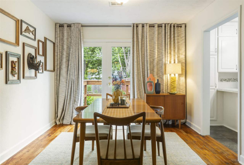 3 Bedrooms Bedrooms, ,2 BathroomsBathrooms,Residential,Single Family,Walnut,1.5,132242