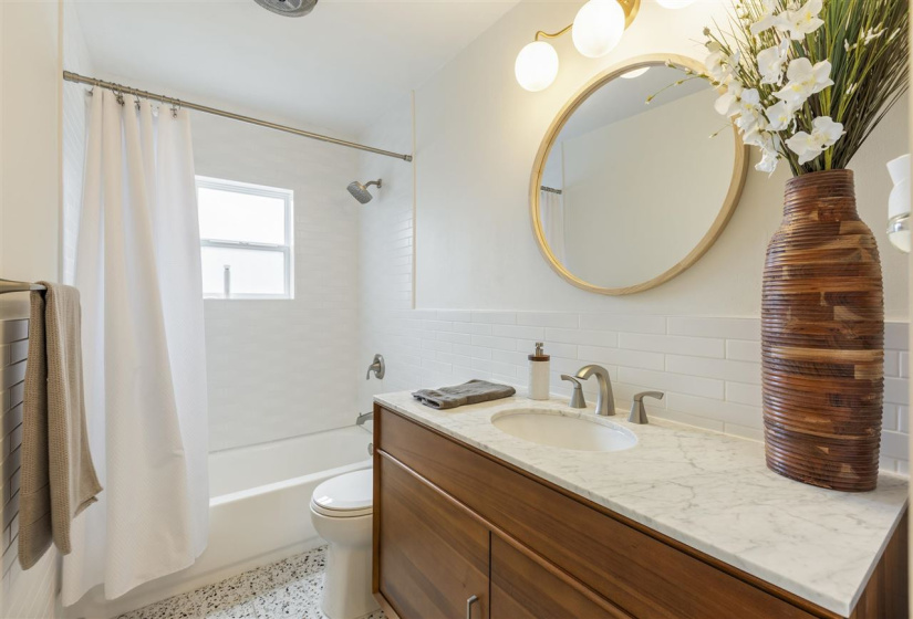 3 Bedrooms Bedrooms, ,2 BathroomsBathrooms,Residential,Single Family,Walnut,1.5,132242