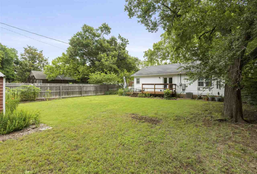 3 Bedrooms Bedrooms, ,2 BathroomsBathrooms,Residential,Single Family,Walnut,1.5,132242