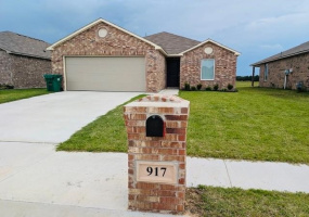 3 Bedrooms Bedrooms, ,2 BathroomsBathrooms,Residential,Single Family,2nd,1,132244