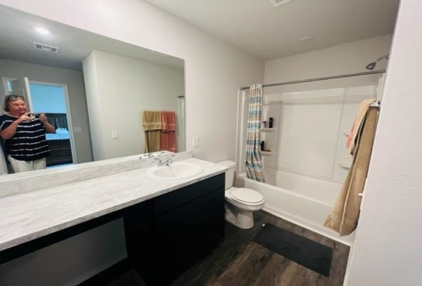 3 Bedrooms Bedrooms, ,2 BathroomsBathrooms,Residential,Single Family,2nd,1,132244