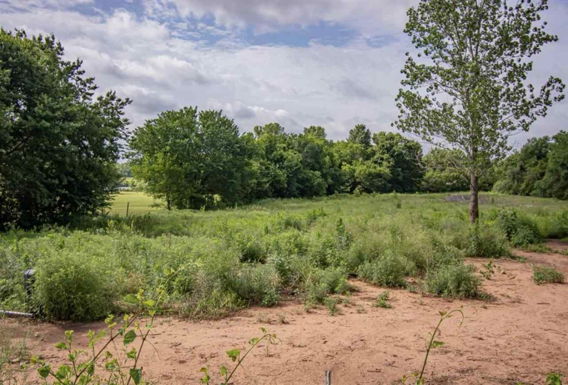 3 Bedrooms Bedrooms, ,2 BathroomsBathrooms,Residential,Single Family,McElroy,1,132245