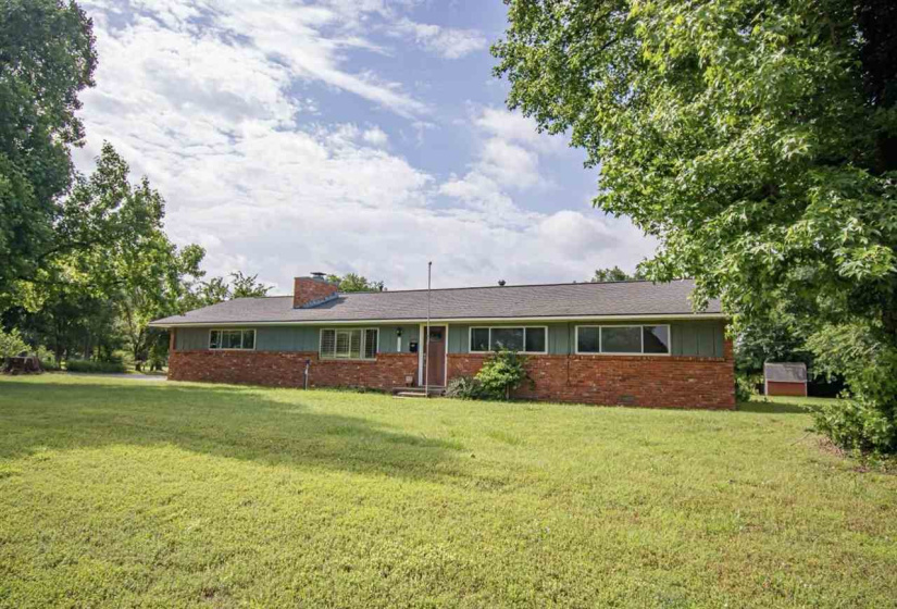 3 Bedrooms Bedrooms, ,2 BathroomsBathrooms,Residential,Single Family,McElroy,1,132245