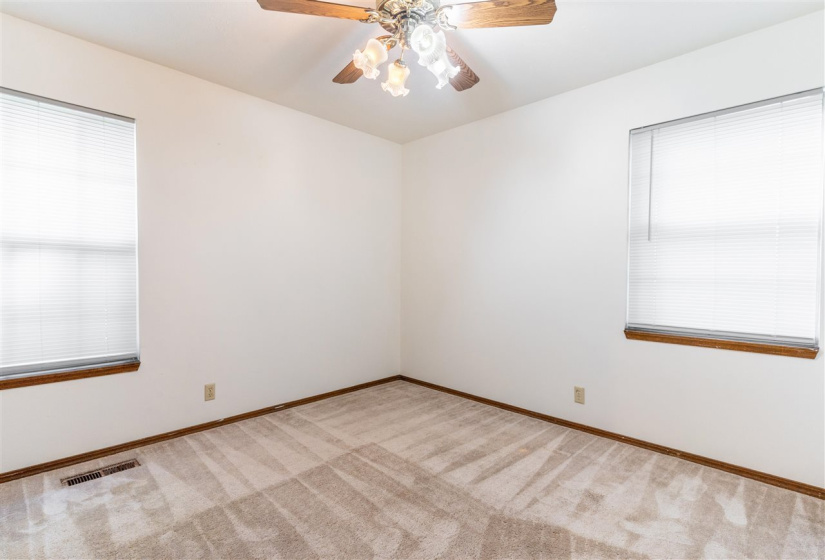 3 Bedrooms Bedrooms, ,2 BathroomsBathrooms,Residential,Single Family,Hanson,1,132248